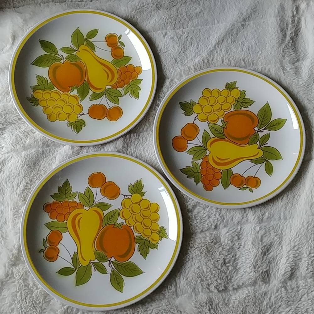 Vintage Retro Mikasa Cera-Stone plates fruit